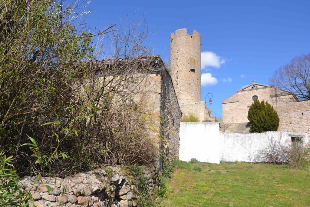 Maisonnette Jardin Jacuzzi Au Coeur De Chambles Villa Exterior foto